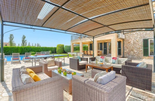 Les Palmeres Villa | Villa Illa Petita by Villa Plus