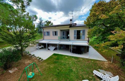 Casalfiumanese Villa | Villa immersa nei campi