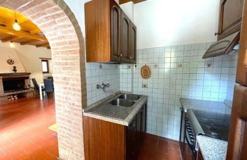 Montelirossi House | Villa immersa nel verde
