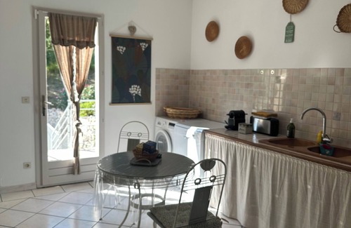 Bargemon House | Villa in a green setting, not overlooked, facing the village of Bargemon