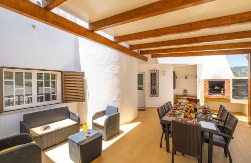 Almancil Villa | Villa in Algarve with Private Pool & Beaches