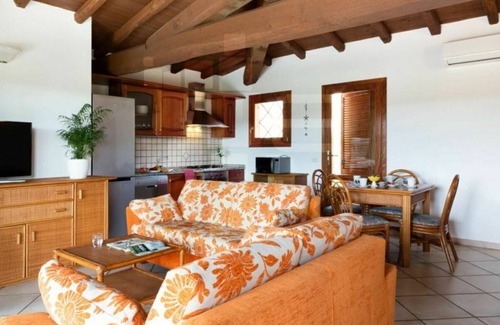 Capo Coda Cavallo Villa | Villa in Capo Coda Cavallo with 3 bedrooms sleeps 6