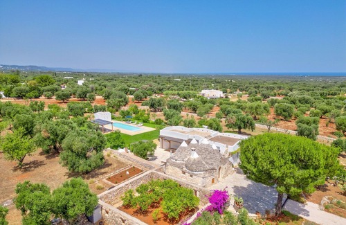 Carovigno Villa | Villa in Carovigno with 3 bedrooms sleeps 6