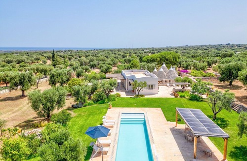 Carovigno Villa | Villa in Carovigno with 3 bedrooms sleeps 6