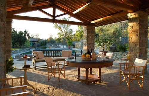 Pian di Sco Villa | Villa in Casa Biondo with 23 bedrooms sleeps 46