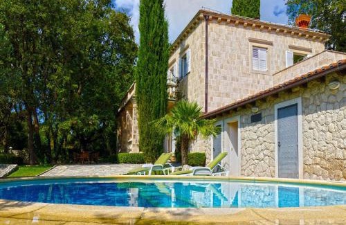 Cilipi Villa | Villa in Čilipi near Dubrovnik with Pool