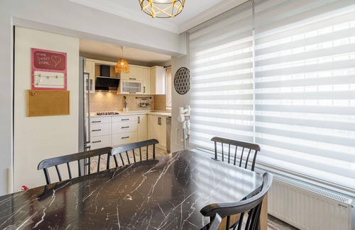 Kadnlar Denizi Mahallesi Villa | Villa in Complex with Garden & Shared Semi Olympic Swimming Pool in Kusadasi