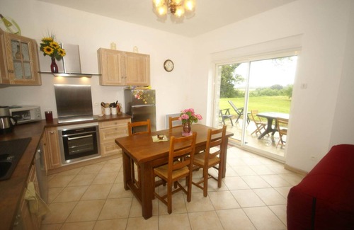 Crux-la-Ville House | Villa in Crux-la-Ville near Morvan Park