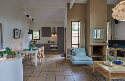 Salles Villa | Villa in France with Private Garden