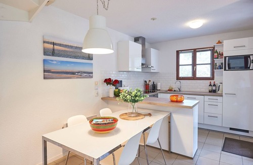 Salles Villa | Villa in France with Private Garden & BBQ
