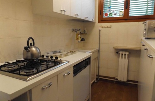 Garda Apartment | Villa in Garda with Private Pool & Lake Nearby