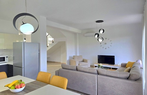 Ishem Villa | Villa in Gjiri i Lalzit near Sandy Beach