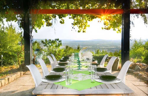 Weitersburg House | Villa in Koblenz with Rhine Views & Sauna
