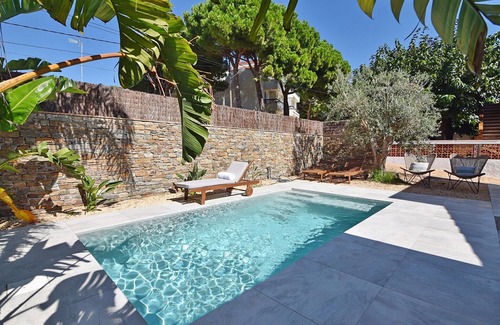 L'Escala Villa | Villa in L'Escala near Cala Montgó Beach