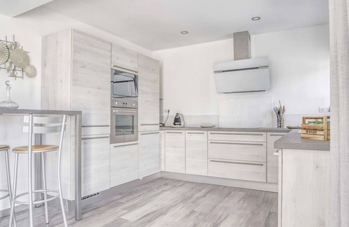 La Cadiere-d'Azur Villa | Villa in La Cadière-d'Azur with Private Pool