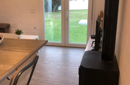 Los Canos de Meca Ski Chalet | Villa in Los Caños de Meca of 1000m2 plot next to the field and the beach.