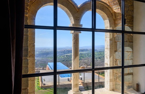 Magliano in Toscana Villa | Villa in Magliano In Toscana with 7 bedrooms sleeps 16