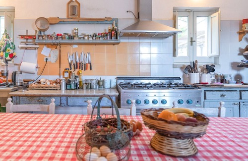 Maglie Villa | Villa in Maglie with 6 bedrooms sleeps 10