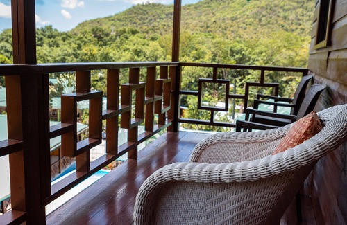 Marigot Bay House | Villa in marigot bay. Breakfast inclusive. 2 mins walk to the beach