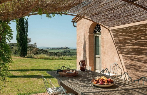 Camigliano Villa | Villa in Montalcino with 9 bedrooms sleeps 18