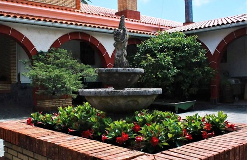 Castro Villa | Villa in Narón near Pantín Beach & Golf