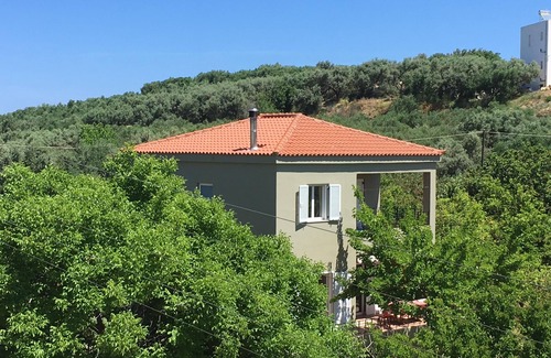 Vamvakopoulo Villa | Villa in nature, just 4km from Chania Old Port & 5’ from 4 beaches