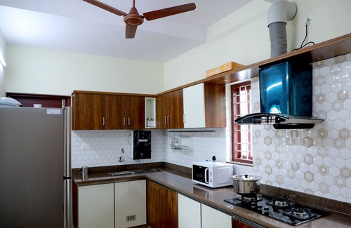 Aranmula Villa | Villa in Pullad, Tiruvalla