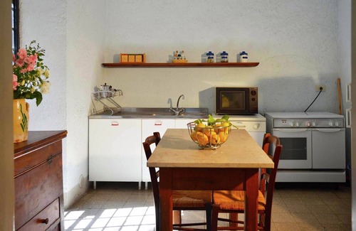 Castiglione in Teverina Villa | Villa in Rome with Pool & Garden
