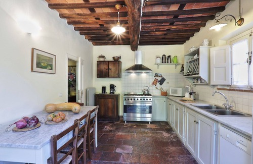 Lucca Villa | Villa in San Concordio Di Moriano with 6 bedrooms sleeps 12