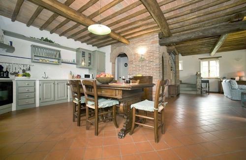 SantʼAndrea di Compito Villa | Villa in San Leonardo with 4 bedrooms sleeps 7
