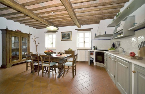SantʼAndrea di Compito Villa | Villa in San Leonardo with 4 bedrooms sleeps 7