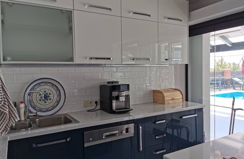 Vake-Saburtalo Villa | Villa in Tbilisi with a city view