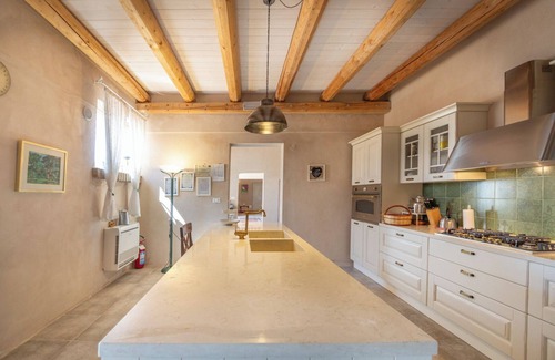 Castilenti Villa | Villa in the countryside between the sea and the Gran Sasso