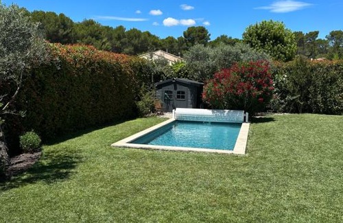 Ventabren Villa | Villa in the countryside of Aix-en-Provence with swimming pool, bowling alley, air conditioning...