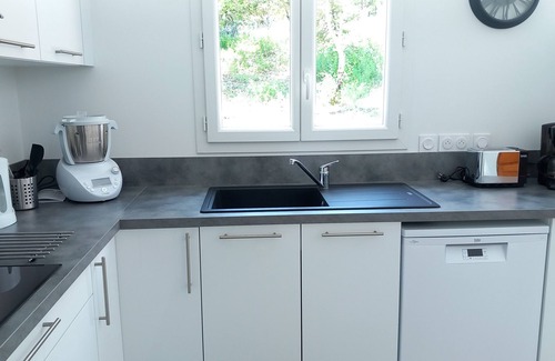 Cereste Villa | Villa in the Luberon region, pets welcome.