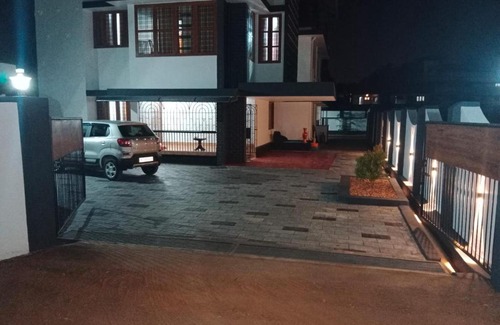Mallapalli Villa | Villa in Thiruvalla ( Near Eraviperoor Junction )
