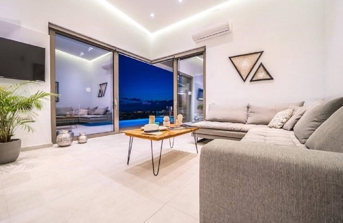 Katochori House | Villa in Tsikalaria Greece 4 Bedrooms