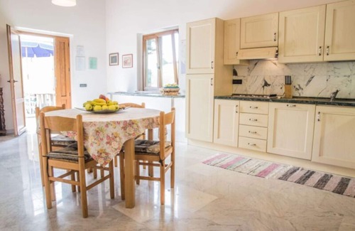 Casone Carpinelli House | Villa in Tuscany, Garfagnana. For 14 pax, parking, Wi-Fi and garden