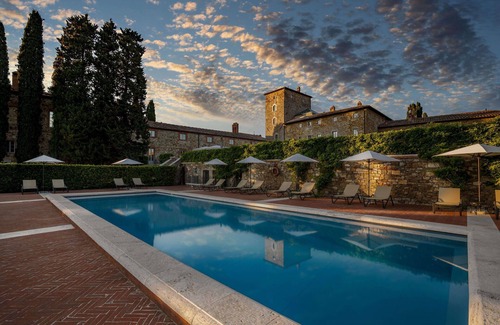 Castelnuovo Berardenga Villa | Villa in Vagliagli with 52 bedrooms sleeps 127