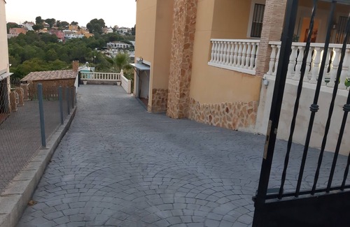 Alginet Ski Chalet | VILLA IN VERY QUIET URBANIZATION TO 15 MIN OF VALENCIA CAPITAL