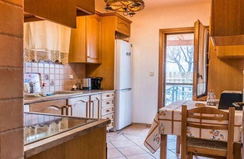 Oropos Villa | Villa in Vlastos, Kalamos with swimming pool, just 500 meters from the sea.