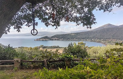 Lake Bracciano Villa | Villa, incredible lake view, swimming pool and private beach in Trevignano Romano