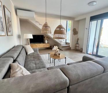 Susanj Villa | Villa Infinity Bar Montenegro