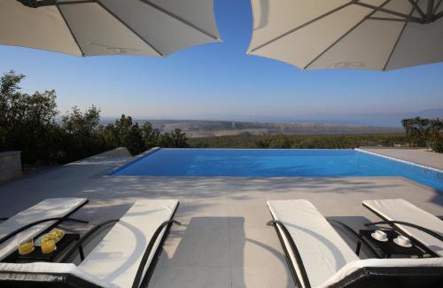 Smrika Villa | Villa Infinity