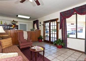 Lawrenceburg Hotel | Villa Inn