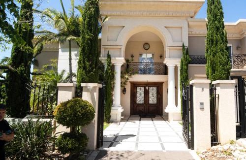 Caesarea Villa | Villa Inna