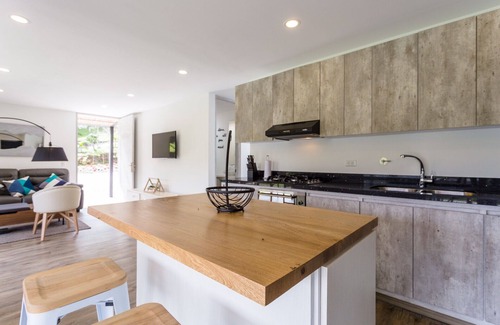 Retiro House | Villa inside a forest, complete peace and contact with nature, the retreat.