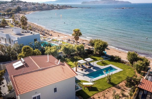 Agii Apostoli Villa | Villa Isalos I Sea fragrance & free heated pool