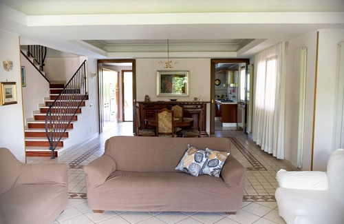 Cerreto Villa | Villa Isoletta, Beautiful vacation home with pool