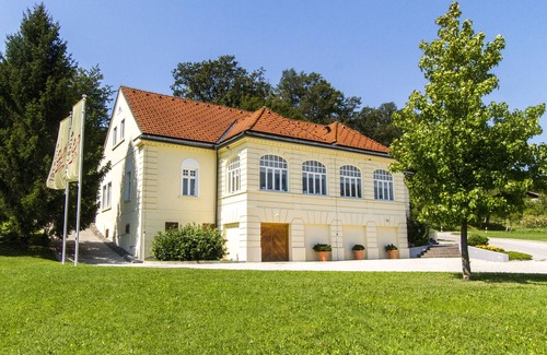 Bizeljsko House | Villa Istenič